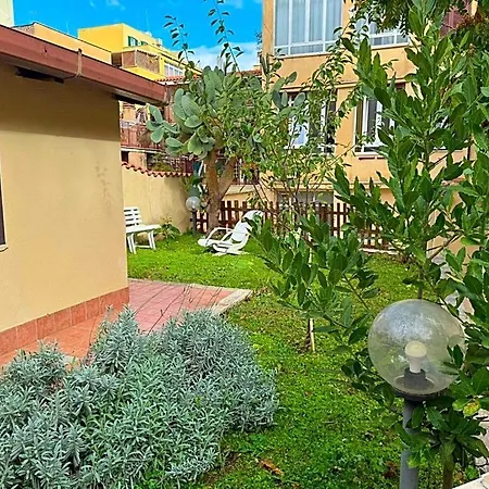 Ltpanella Rose Flat Apartment