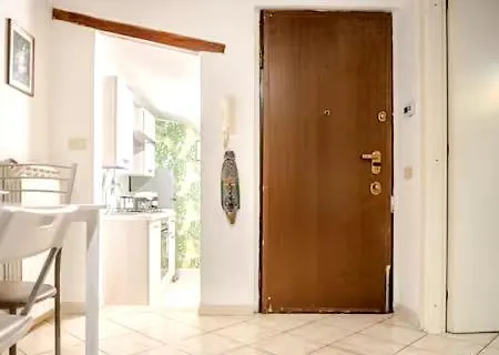 Ltpanella Rose Flat Apartment